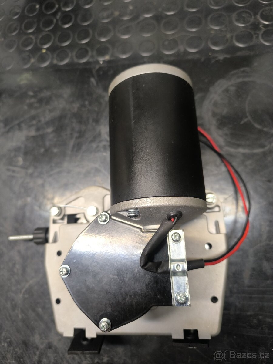 Podavač drátu svářečky - 3