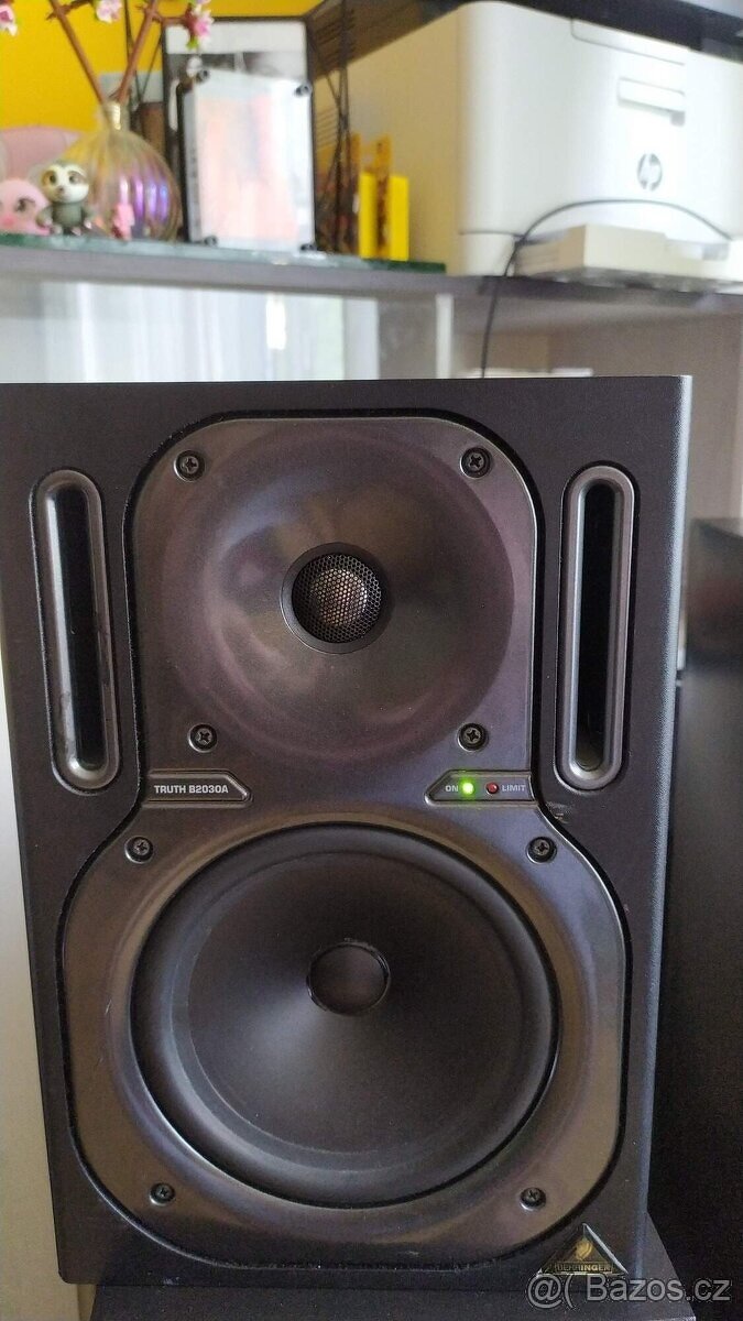 Behringer Truth B2030A studiové monitory - 3