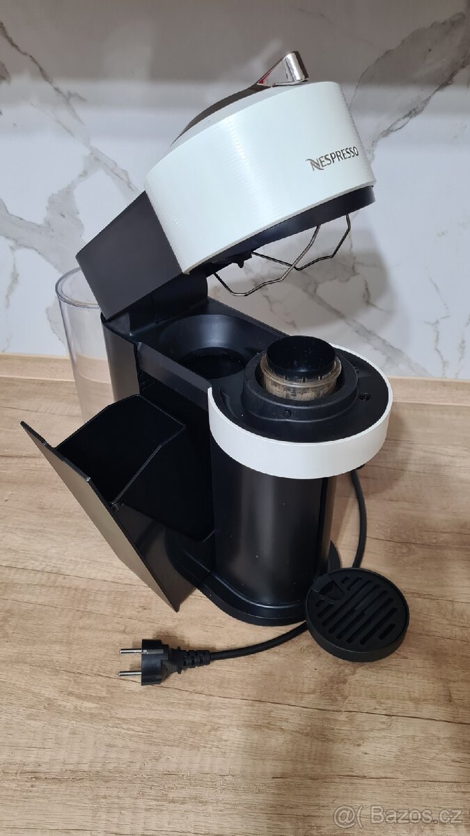 Kapslový kávovar Nespresso Vertuo Next White (bílý) - 3