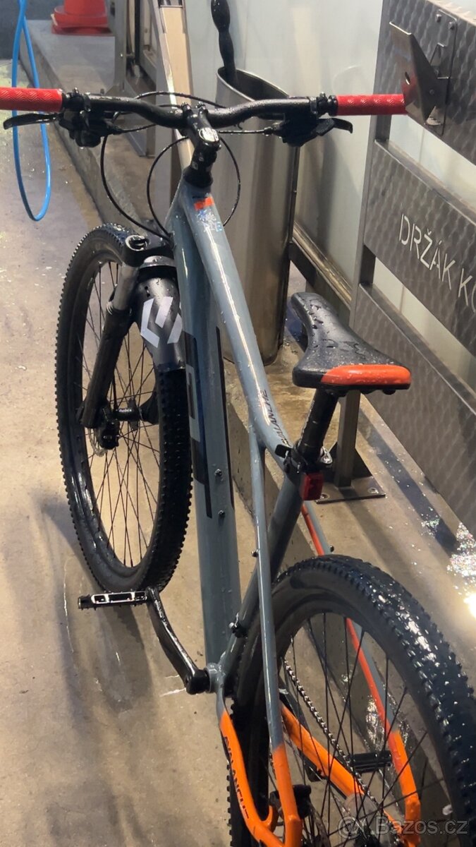 Horské kolo- GT - 3