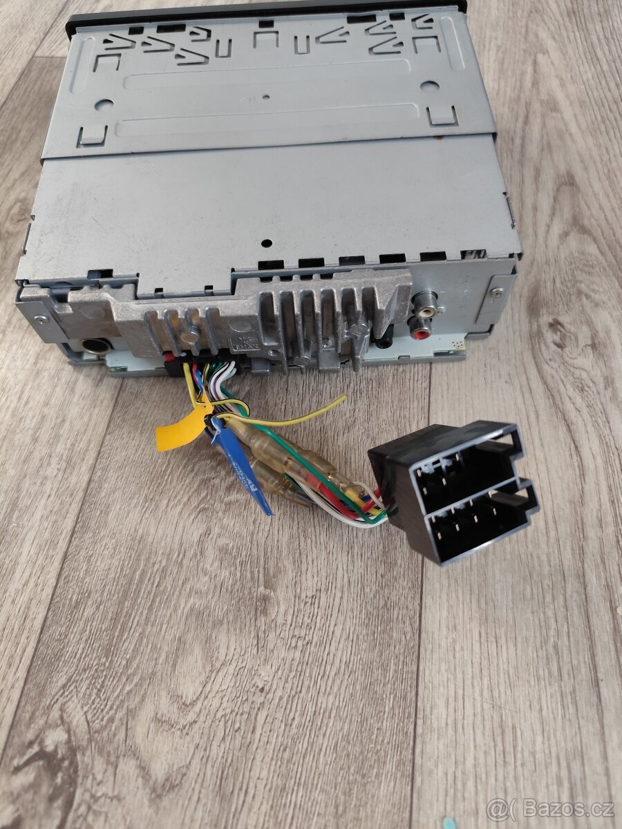 Auto rádio zn. Pioneer - 3