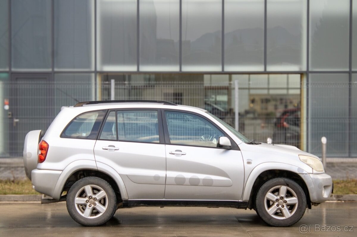 Toyota RAV4 2.0 D-4D - 3