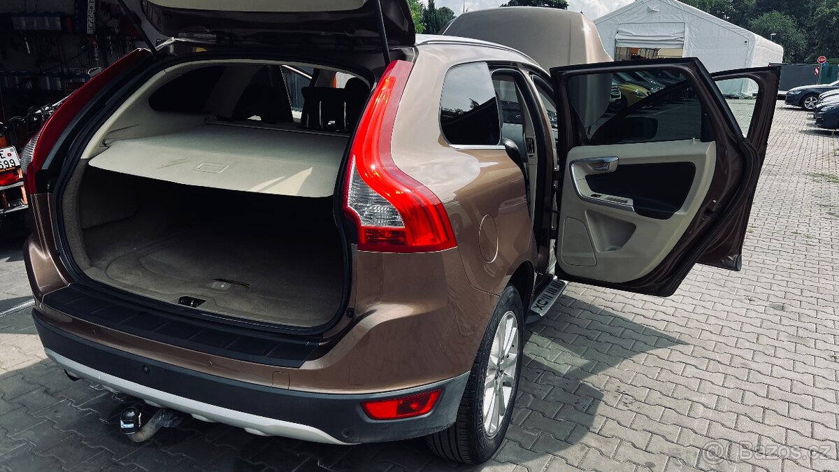 Volvo XC60 D5 AWD 2,4d 136KW CZ 2010 tažné