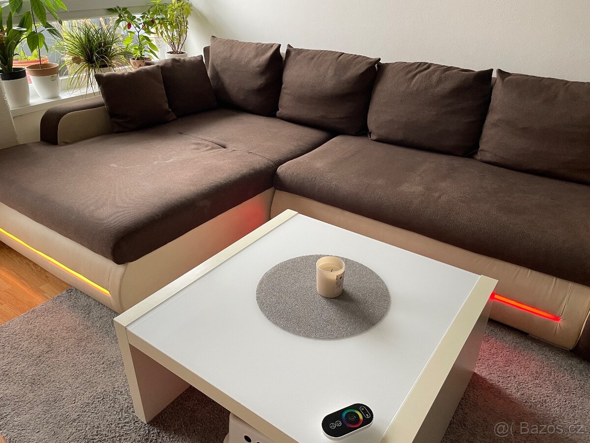 Pohovka s osvětlením - 3