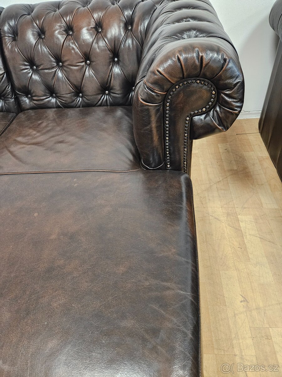 CHESTERFIELD ŠTÝL,ROHOVÁ KOŽENÁ V TOP STAVE,ZNÍŽENÁ CENA - 3
