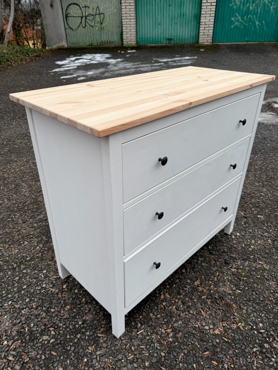 Komoda IKEA Hemnes se 3 zásuvkami - bíl. mořená - 3