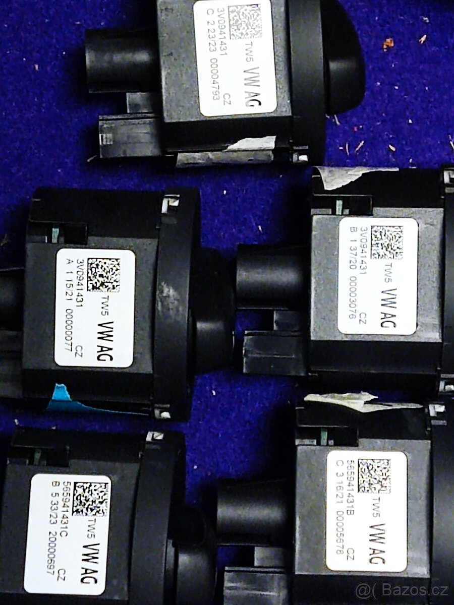 Škoda VW atd - nádobka chladící kapaliny 2Q0121407 D - 3