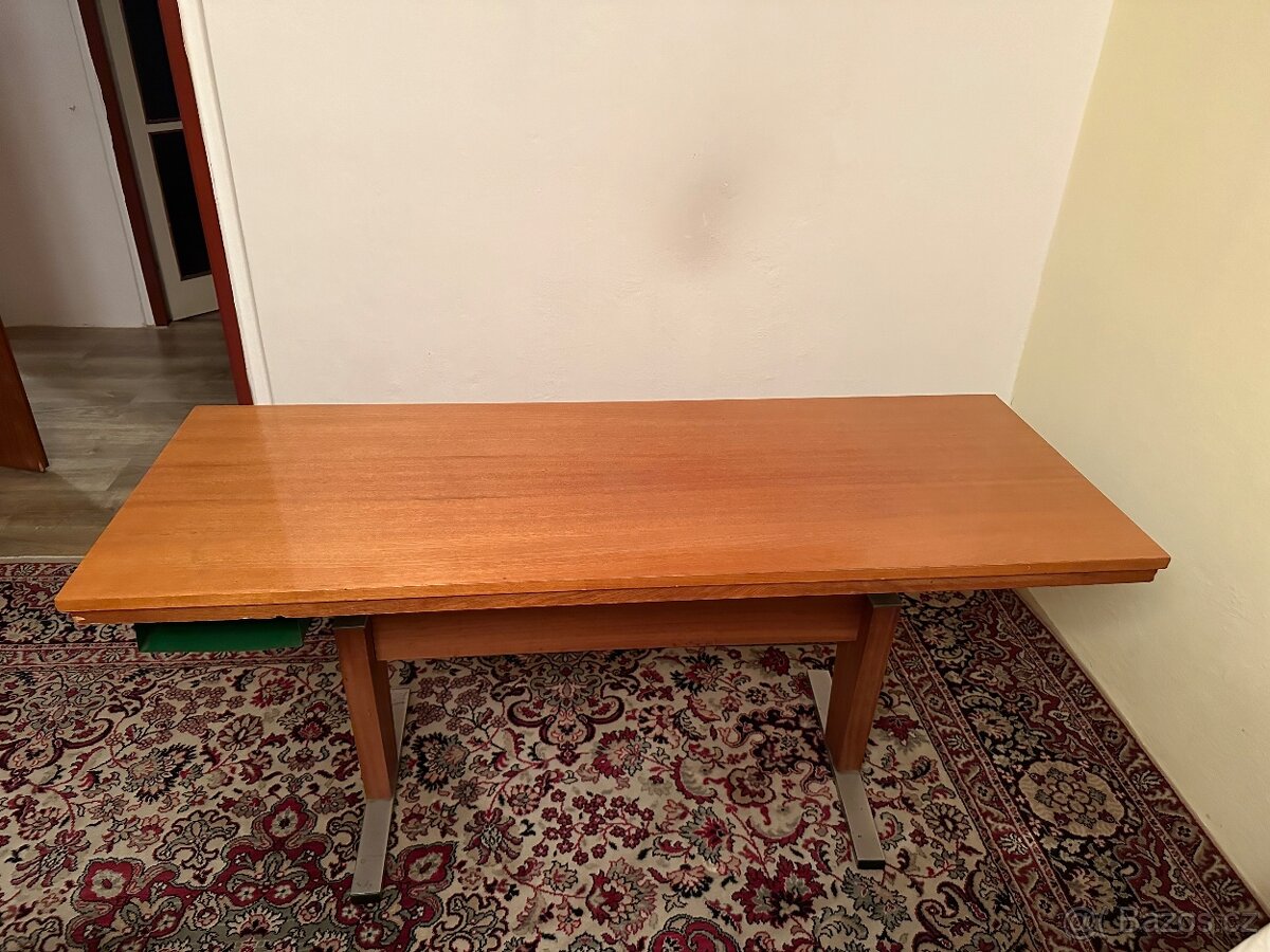 Konferencni jidelni stul - 3