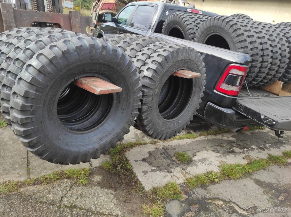 Pneumatiky GMC cckw Dodge WC - 3