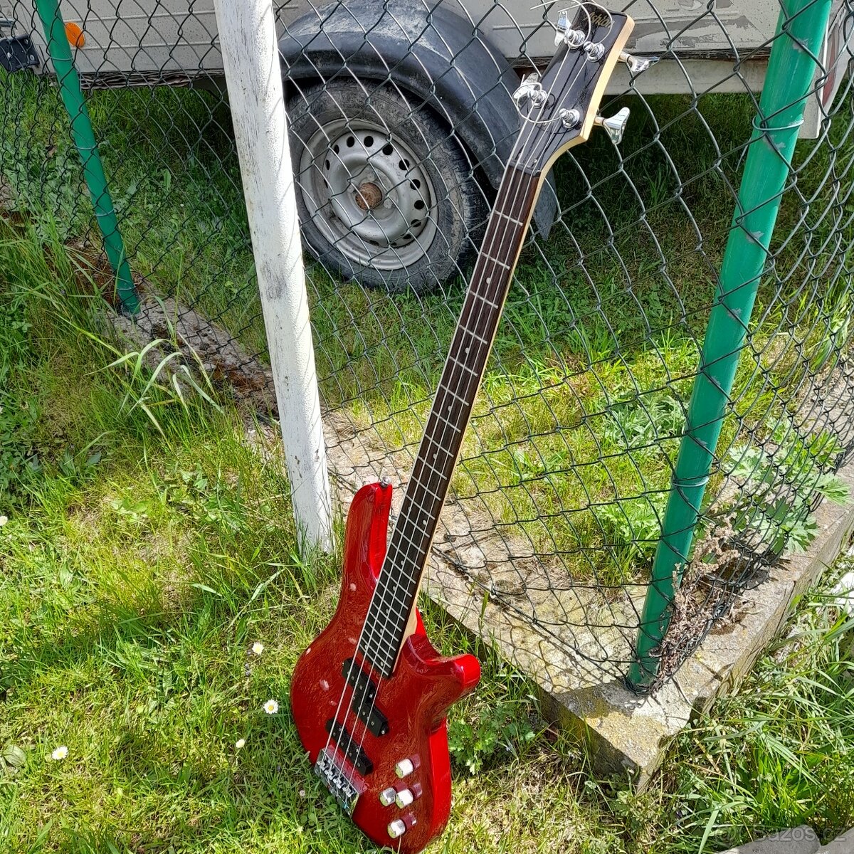 Prodám El. Basovou kytaru - 3