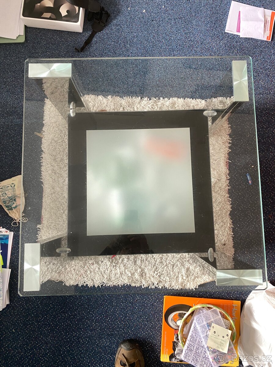 Konferenční stolek - 3