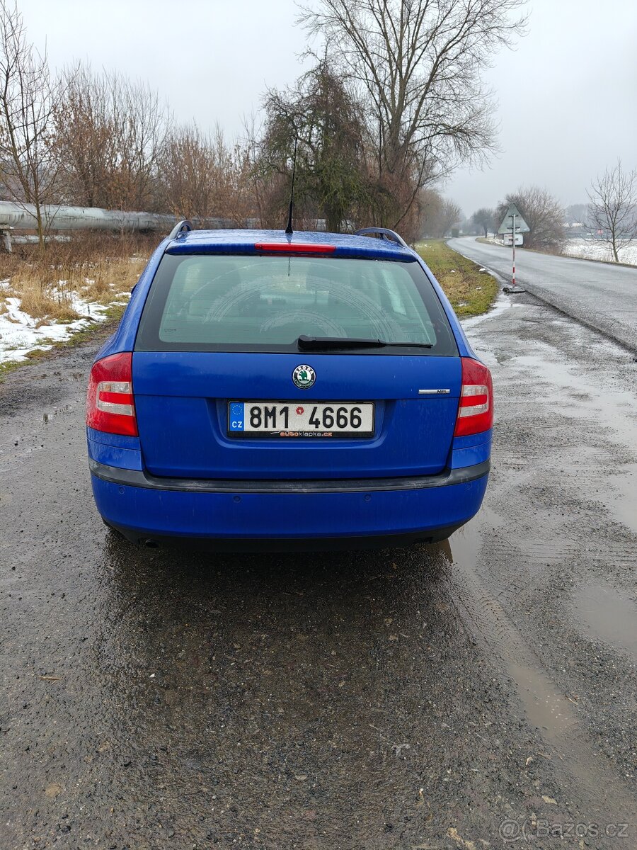Škoda Octavia II combi 1.6 MPI - 3