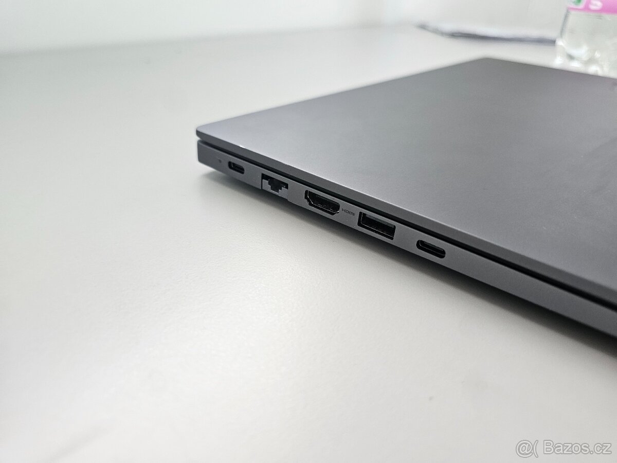 Samsung Galaxy Book 4 - 3