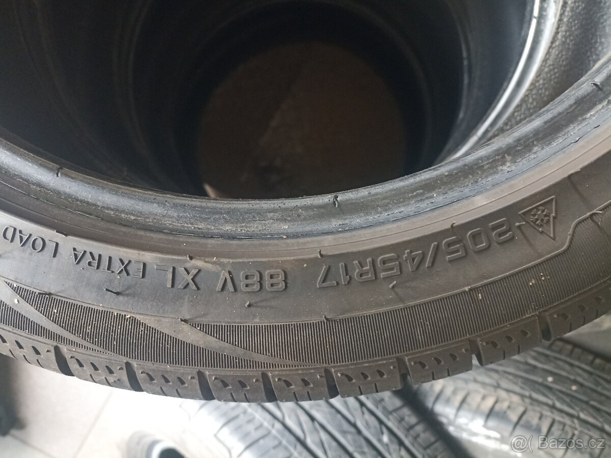 205/45r17 - 3