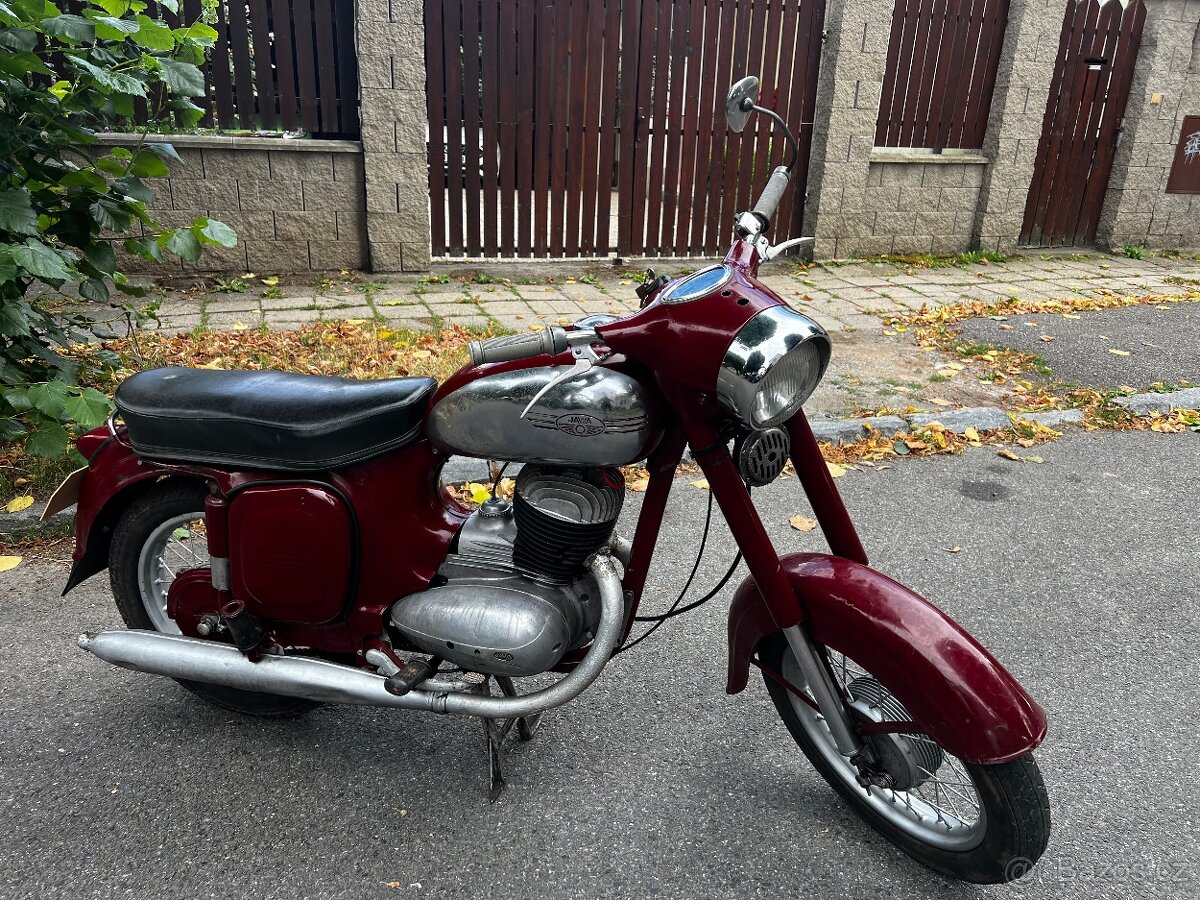 Jawa 250/559 - 3