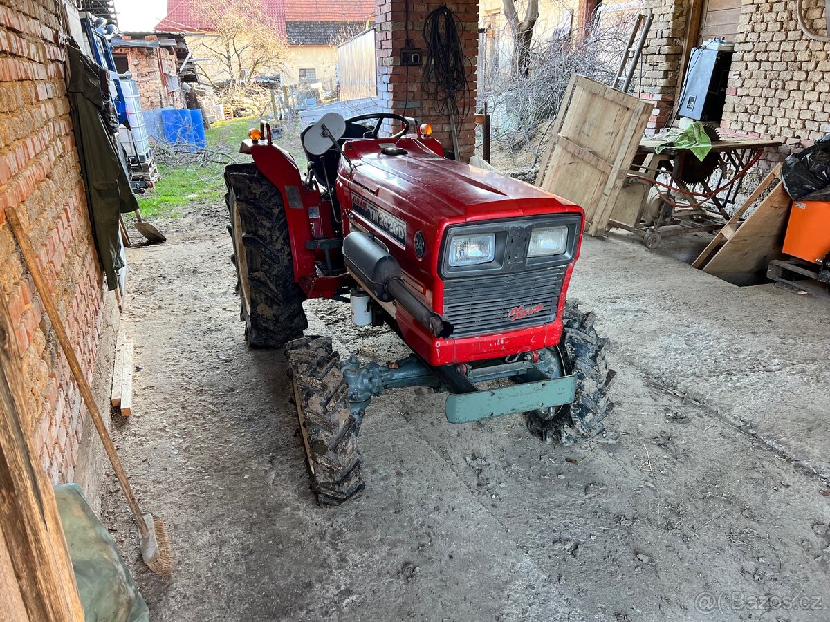 Malotraktor Yanmar 2420 D - 3