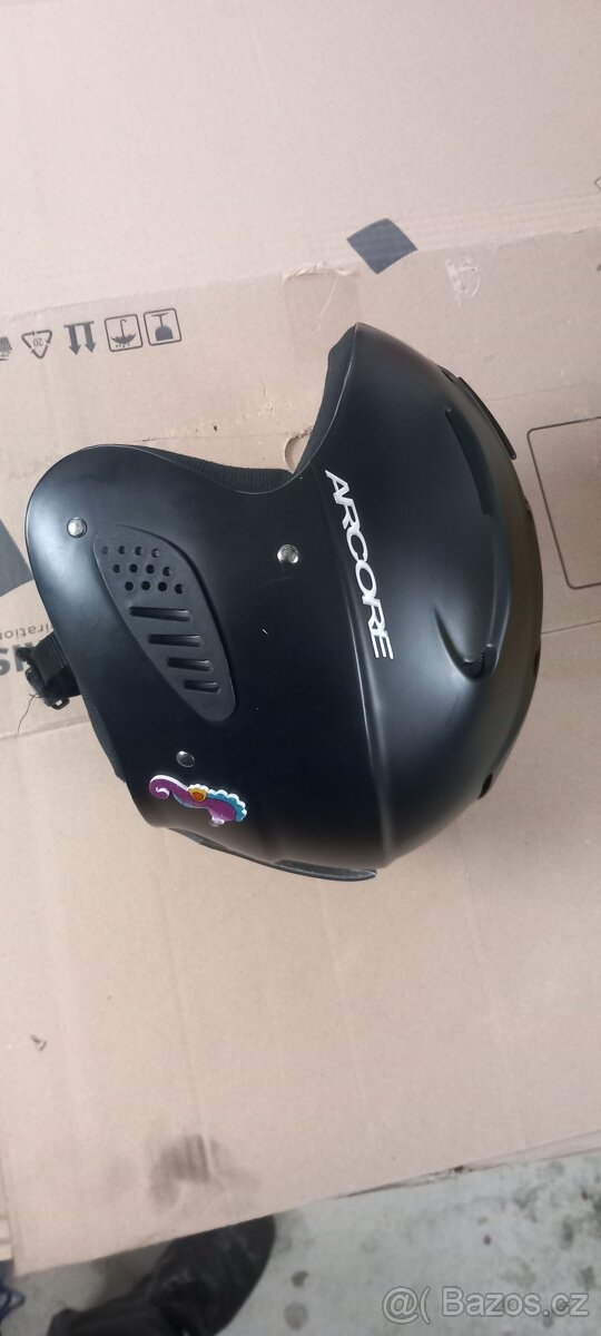 Lyžařská helma - 3