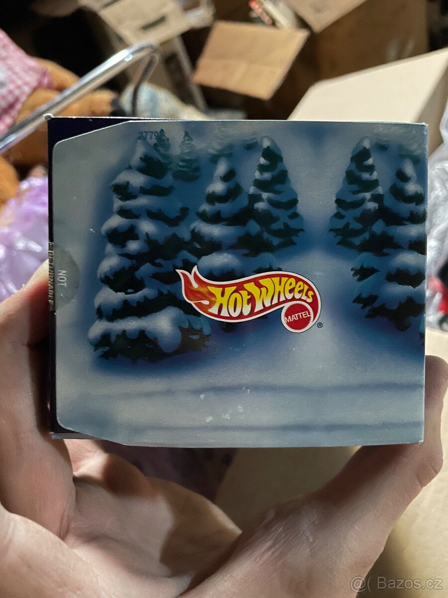 Autíčka hotwheels - 3