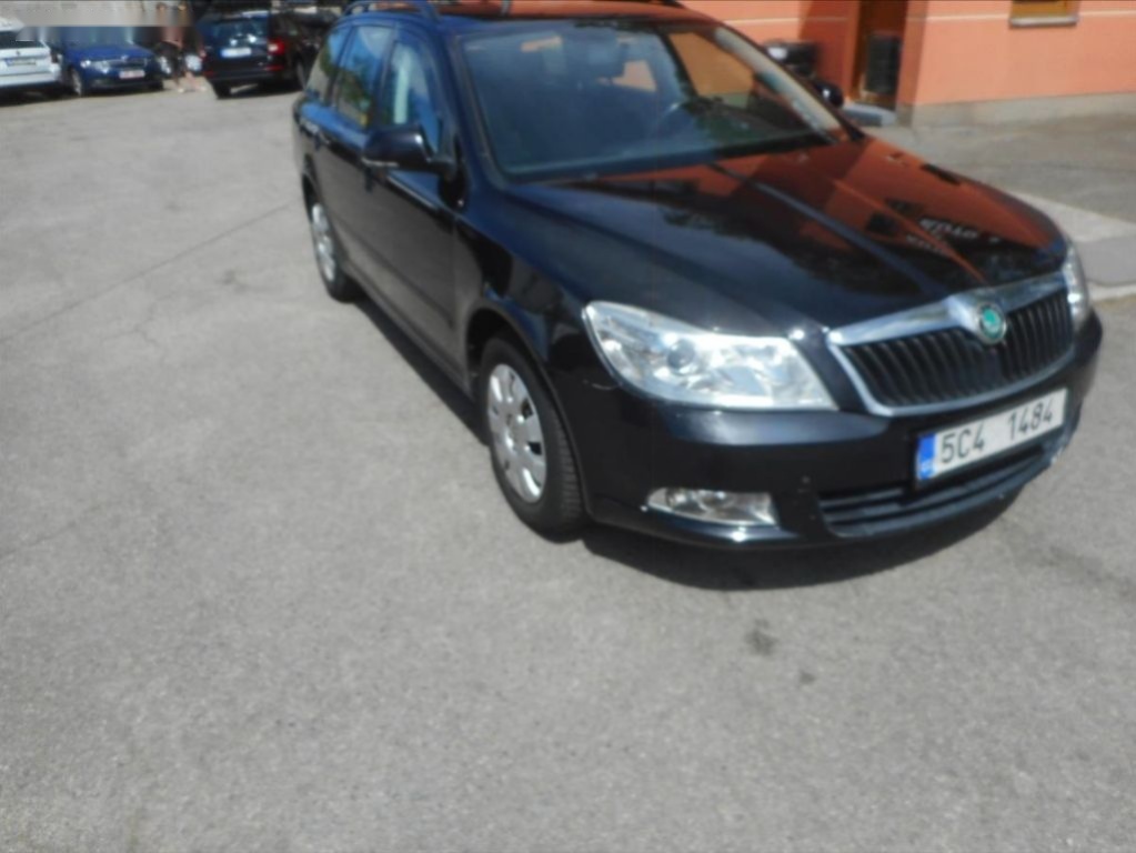 Škoda Octavia,1,6 TDi 1 - 3