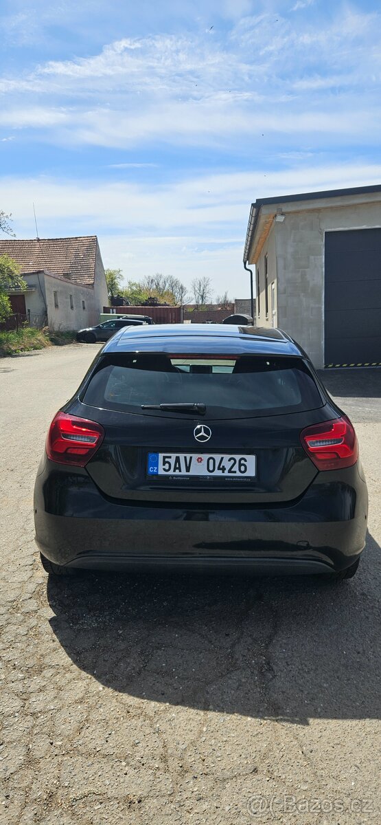 Mercedes A 180 - 3