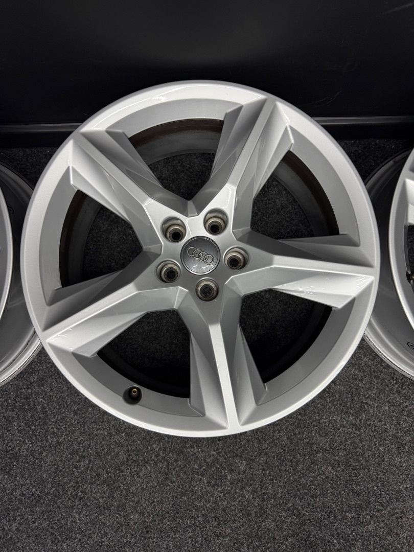Alu Audi Q7 5x112 19” - 3