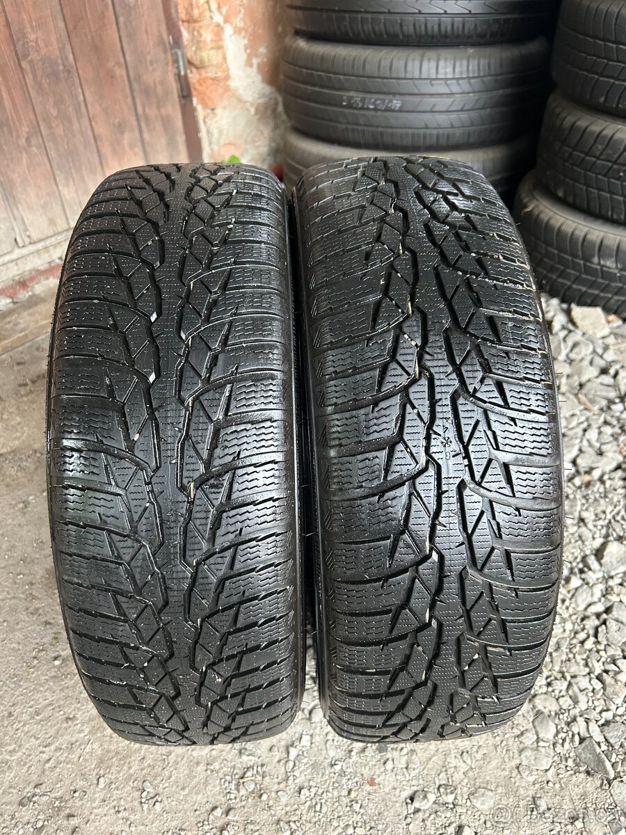 Prodám gumy 185/65/15. - 3