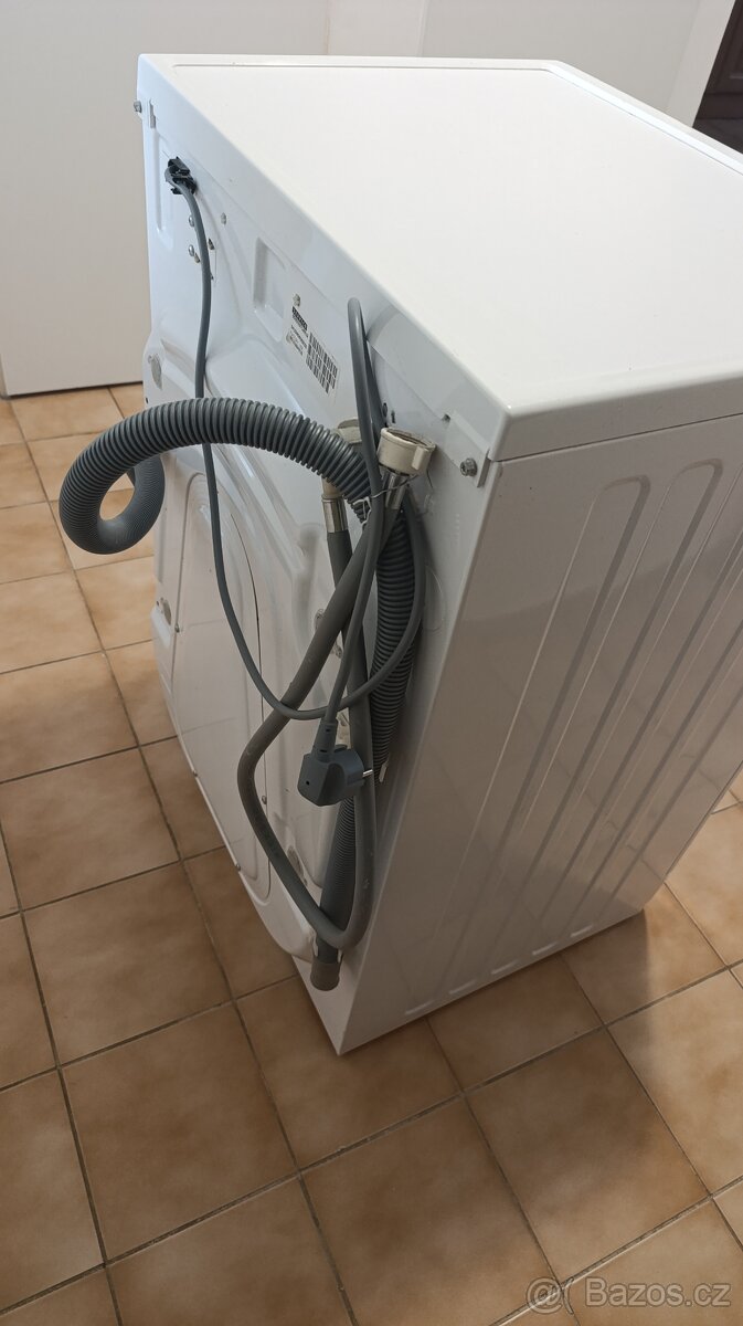 Prodám pračku Whirlpool AWO/C 6304 bílá - 3