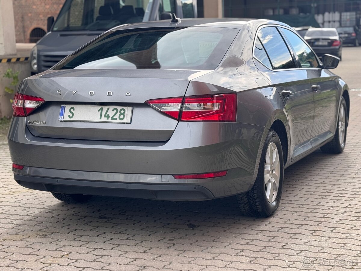 Prodám Škoda Superb, 2022 rok, 2l diesel, automat - 3