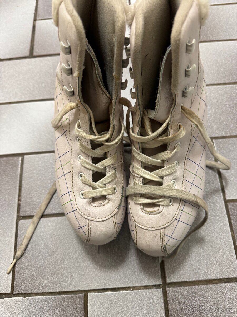 Dívčí brusle Sofia Tempish vel. 37 - 3