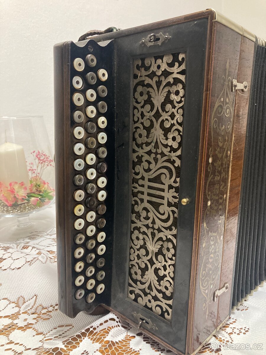 Prodám harmoniku Hlaváček Louny - 3