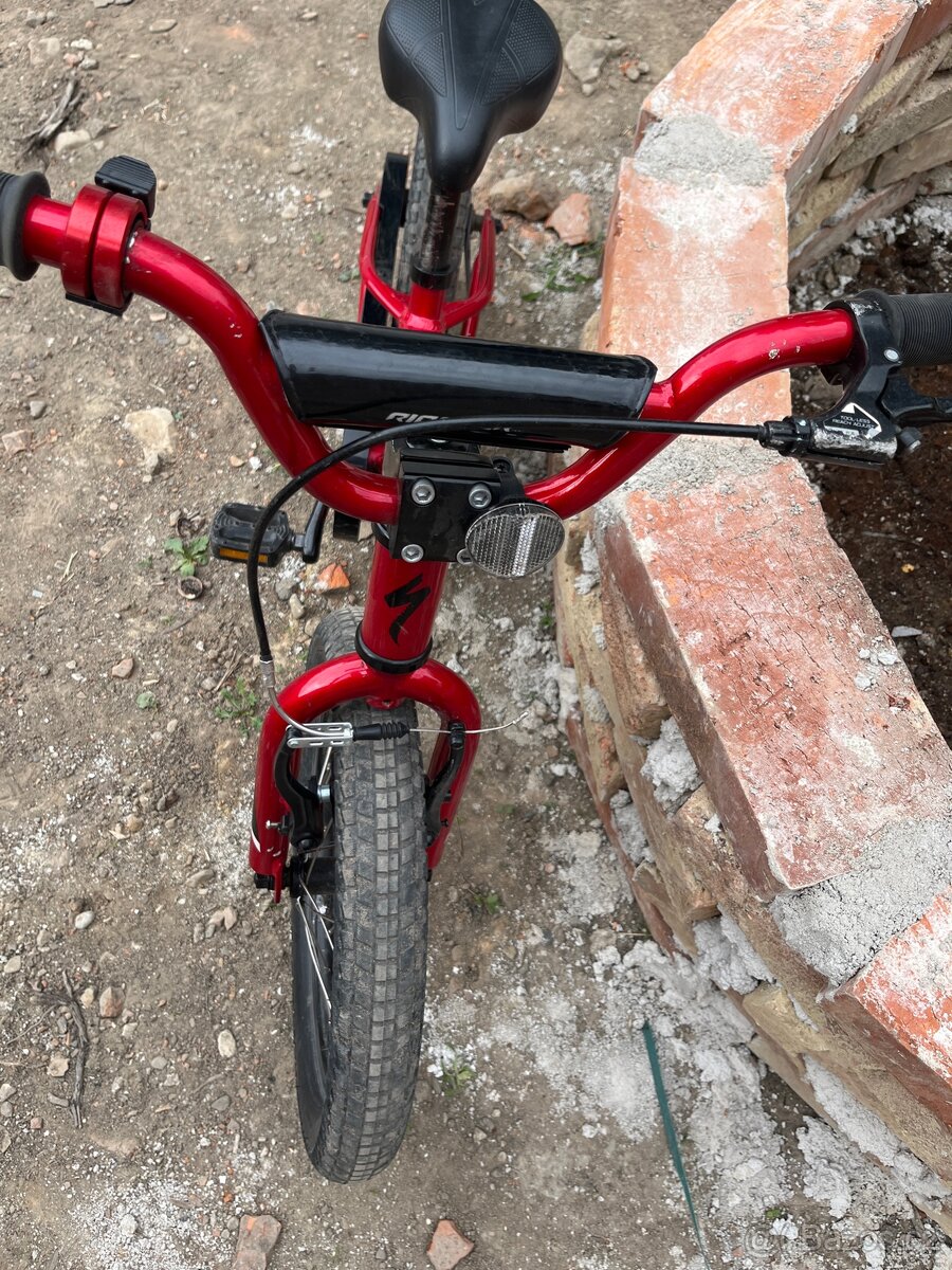 Specialized Riprock 16 červené dětské kolo - 3