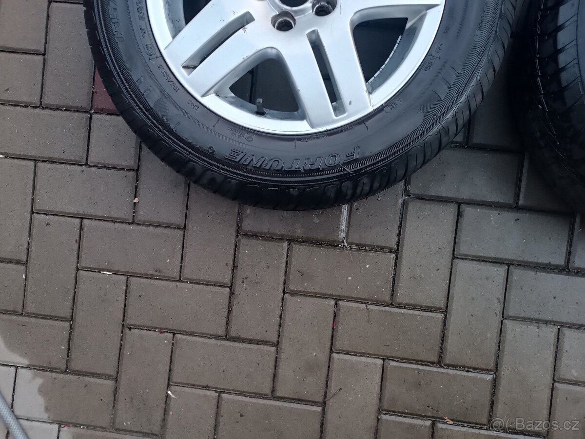 sadu Al kol 5x112 15" letní gumy byly na VW - 3