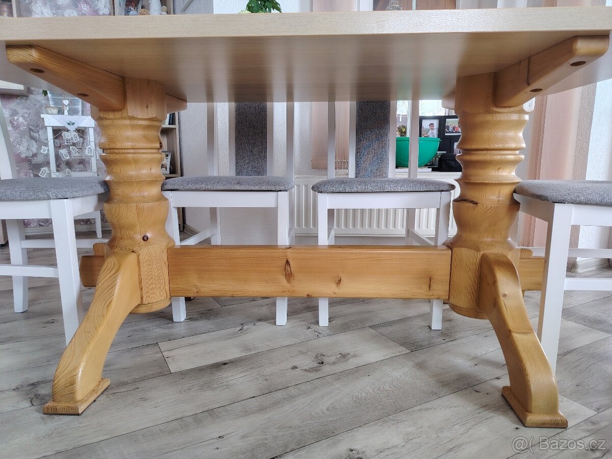 Jídelní stůl - 3