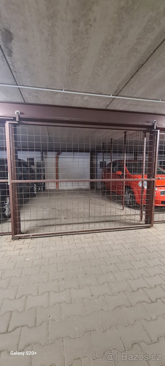 Garážové stání - 3