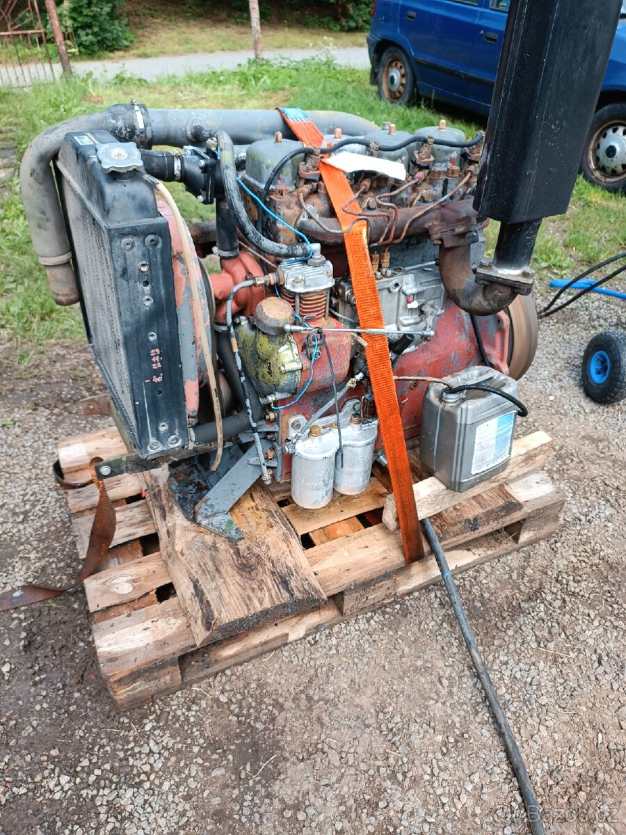 Zetor 7245 motor - 3