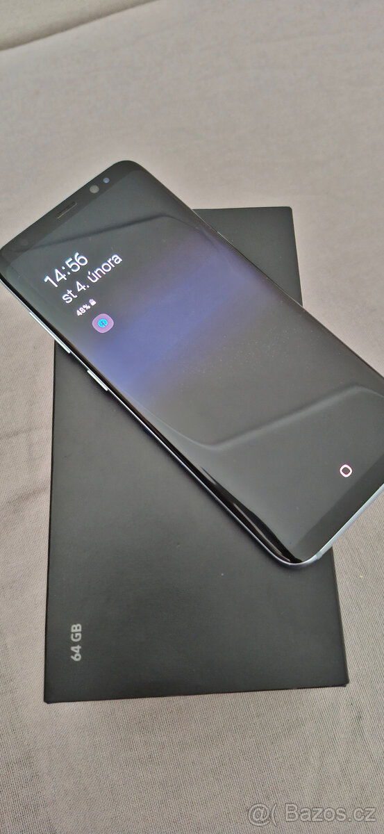 Samsung galaxy S8 v modré barvě top stav - 3