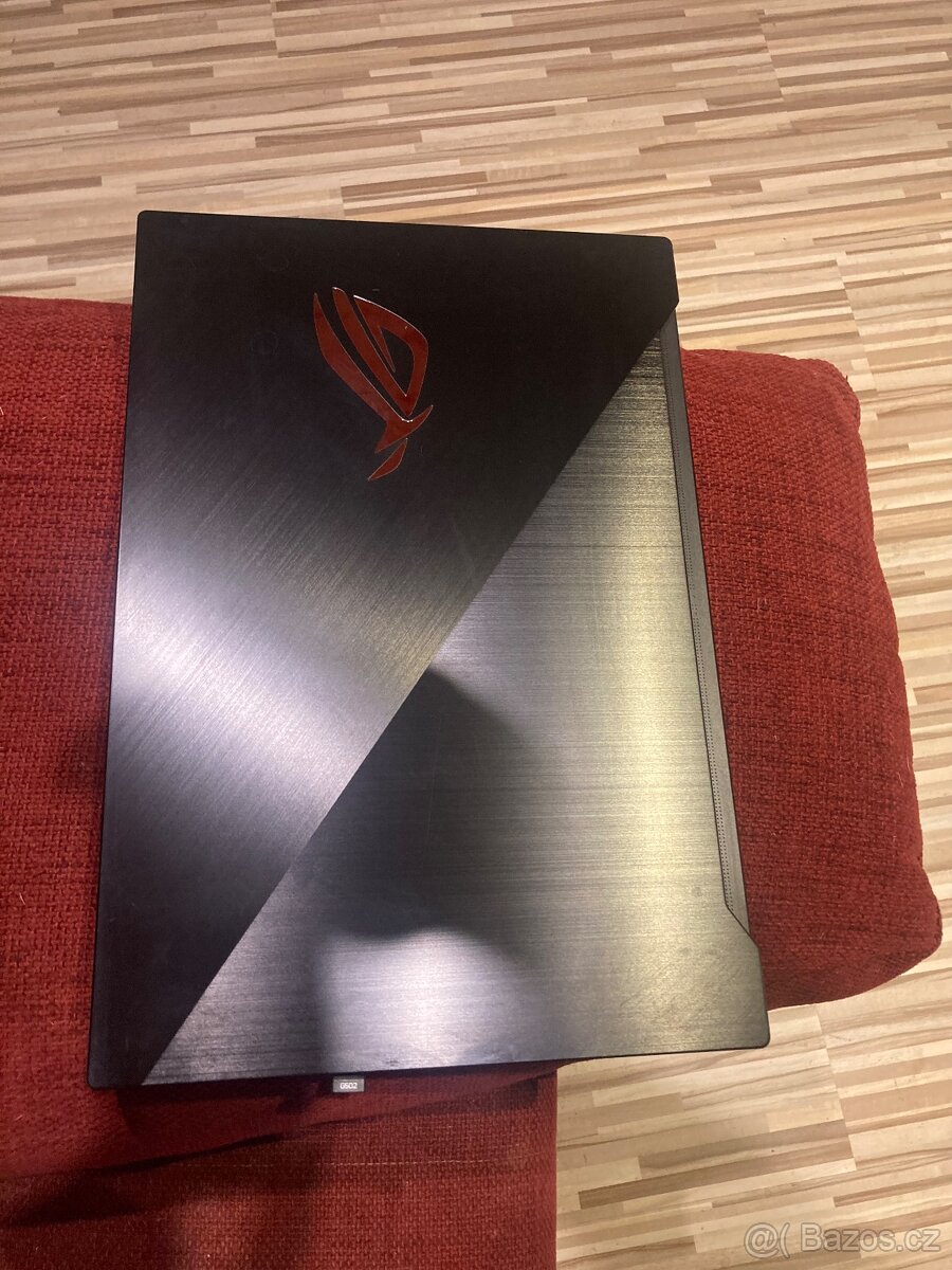 Herní notebook Asus GX701G - 3