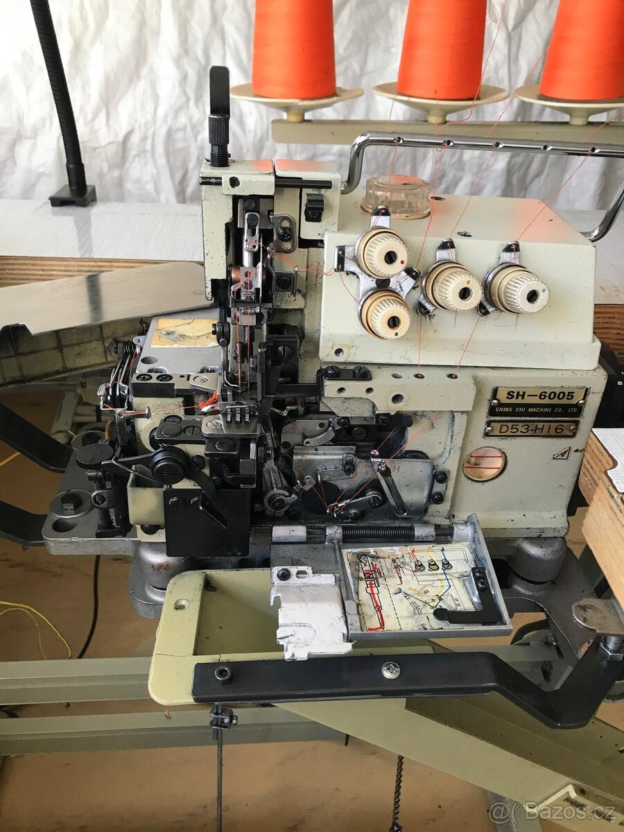 Prodám průmyslový 5 nitný overlock - 3