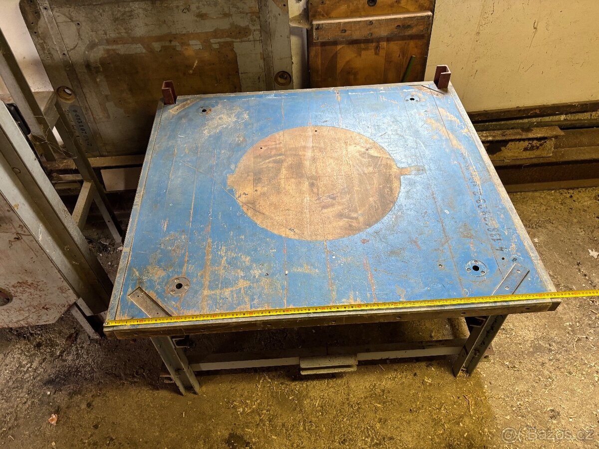 Pracovní ponk domácí výroby - 3