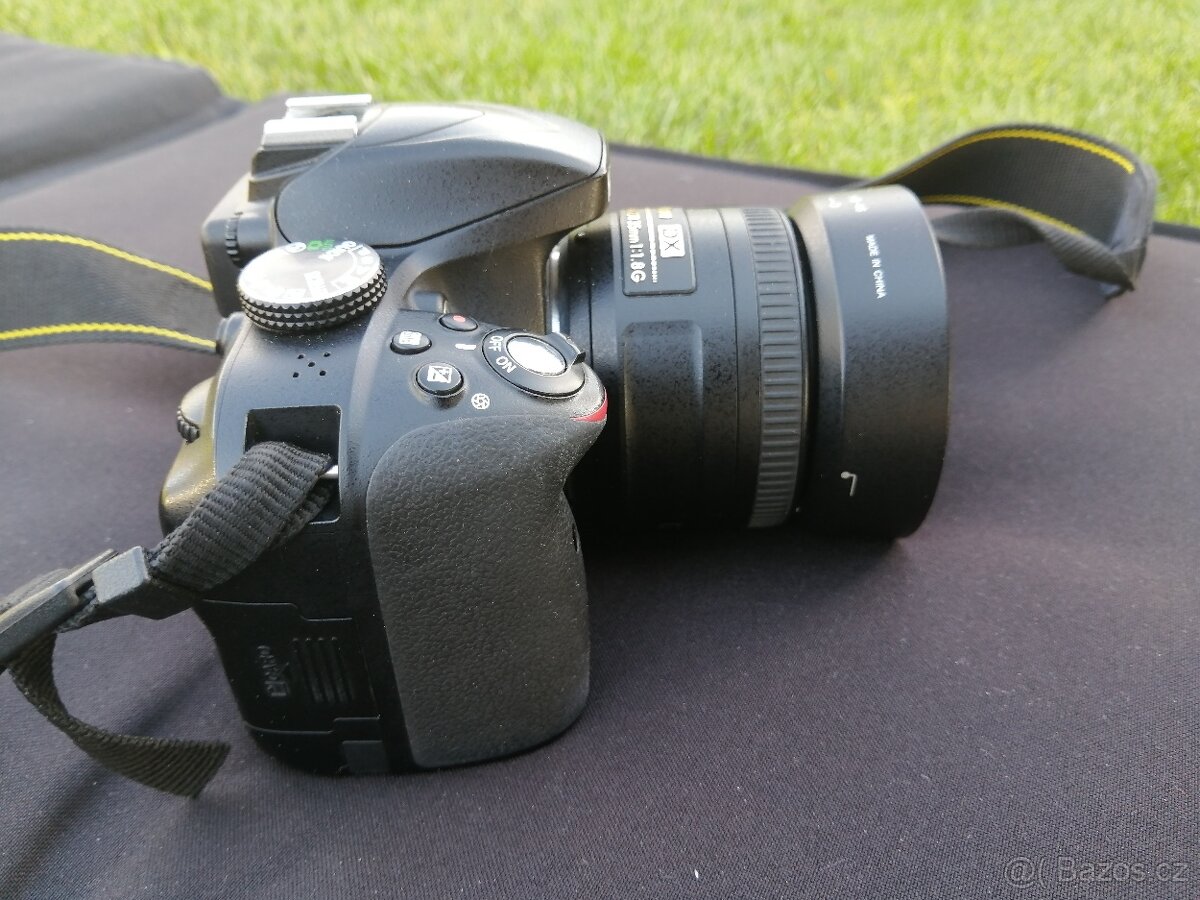 Zrcadlovka Nikon D3300 + 2 objektivy + příslušenství - 3