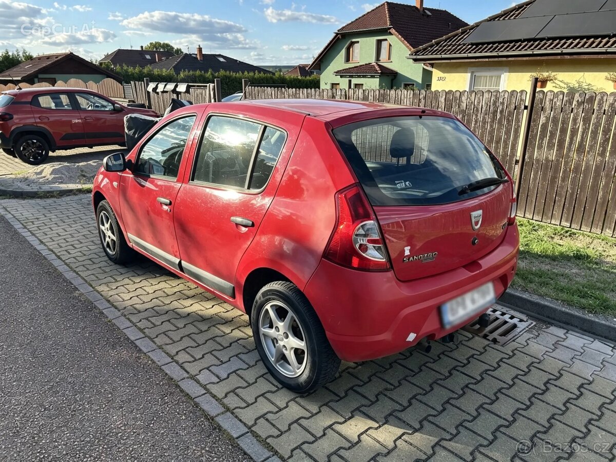 Prodám Dacia Sandero 1.4i benzin - 3