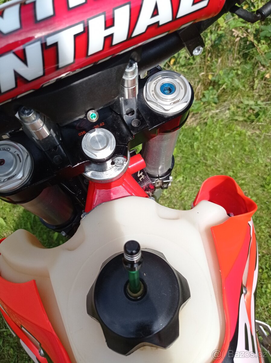 Beta Xtrainer 300 2T MY 2018