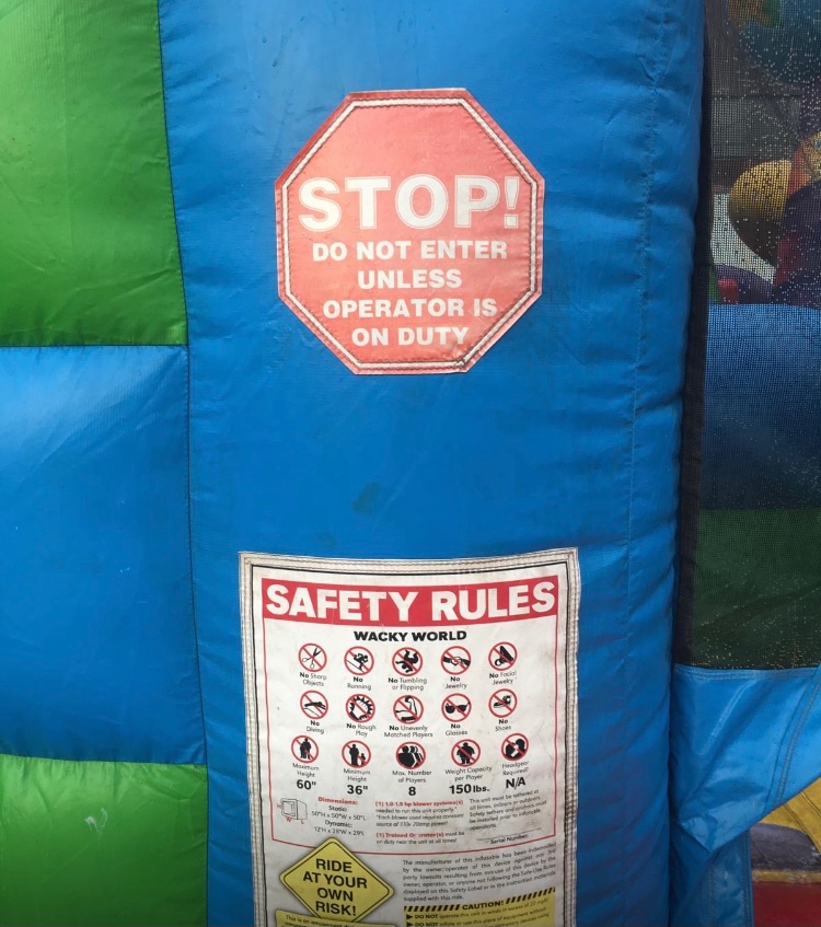 Prodám nafukovací labyrint se skluzavkou Výroba USA - 3