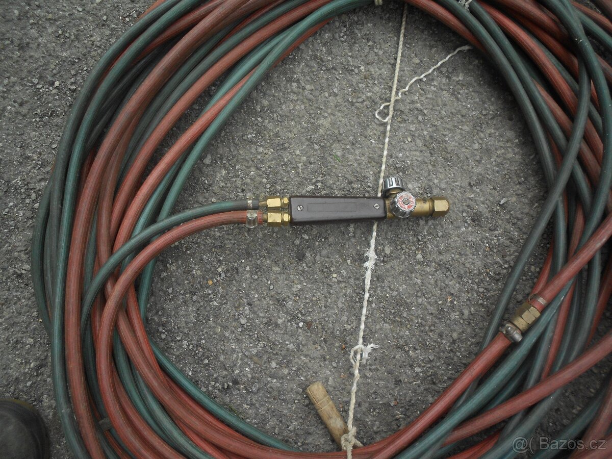 hadice na svařování plyn; plastové kryty na zářivková tělesa - 3