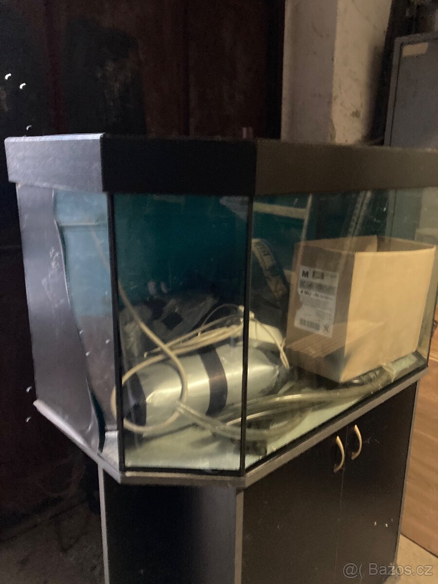 Akvárium 240 litrů - 3
