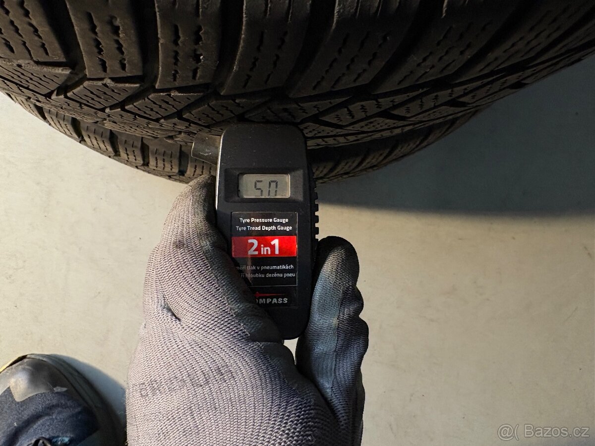 Zimní pneu Continental 215/45R18 - 3