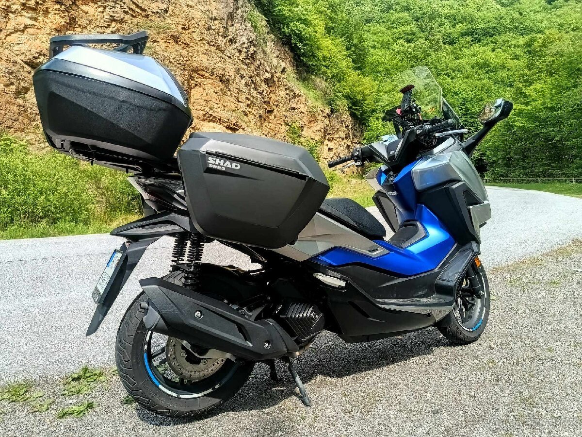 Držáky kufru Shad na Honda Forza 125 300 350 Honda ADV - 3