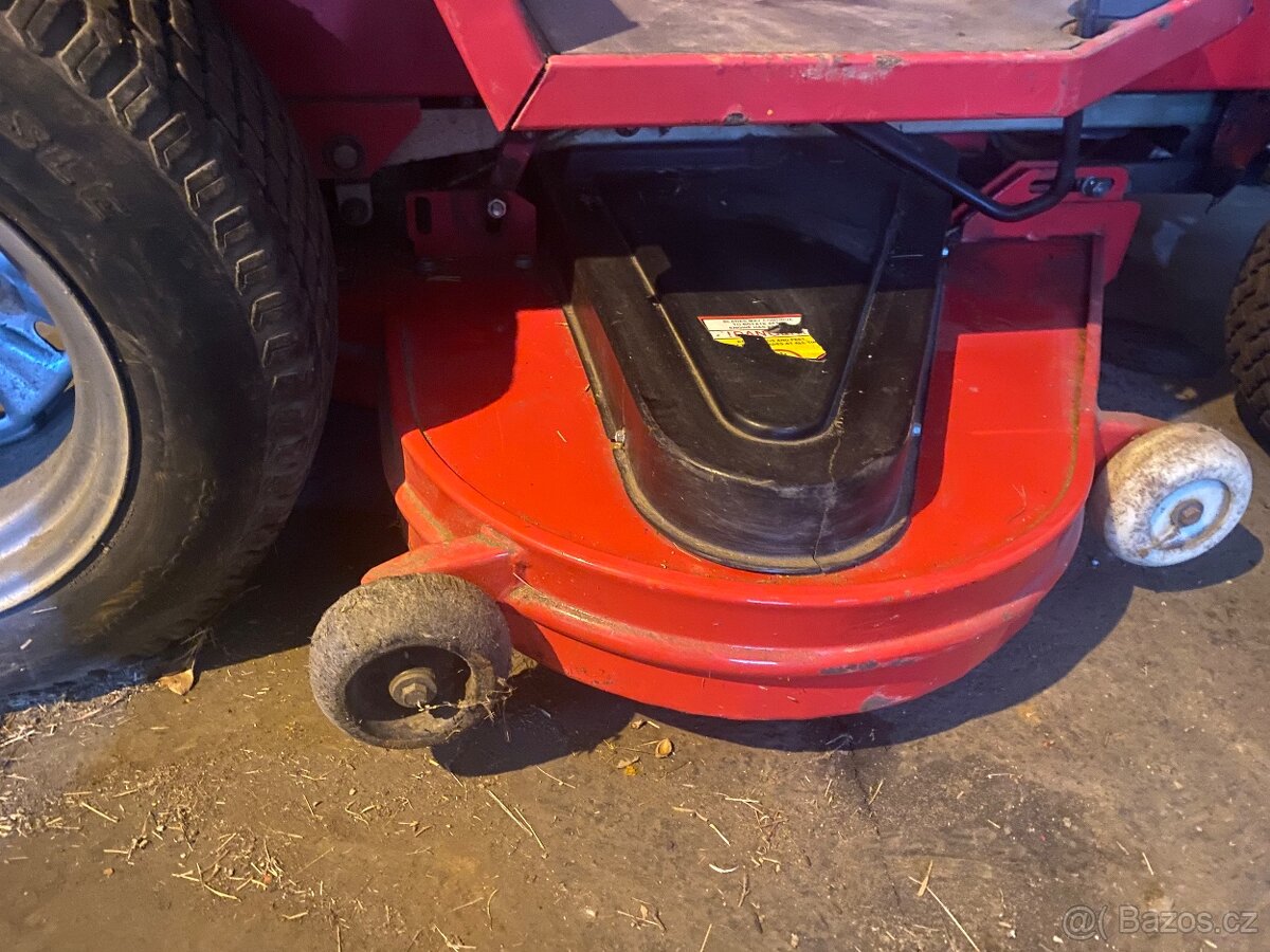 Zahradní traktor Countax a2050he - 3