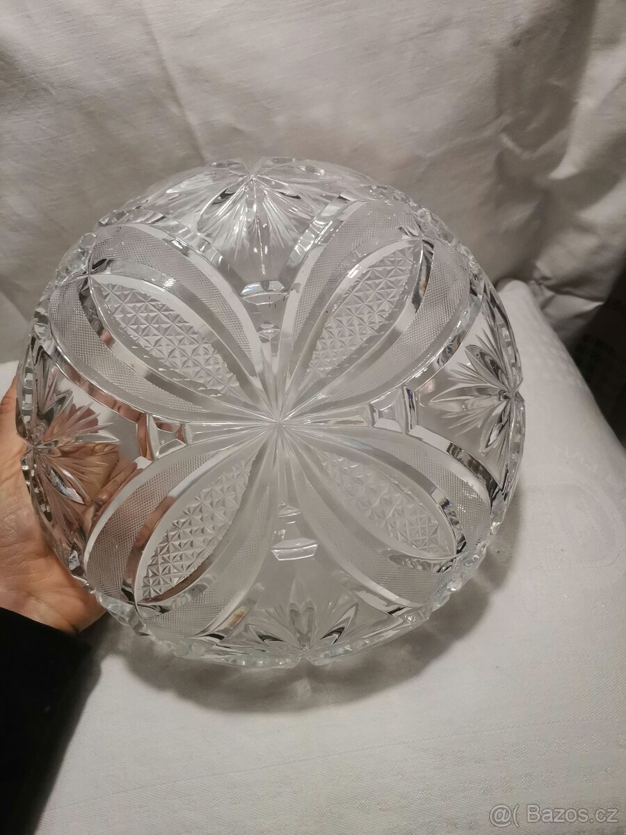 Skleněná mísa broušená - 3