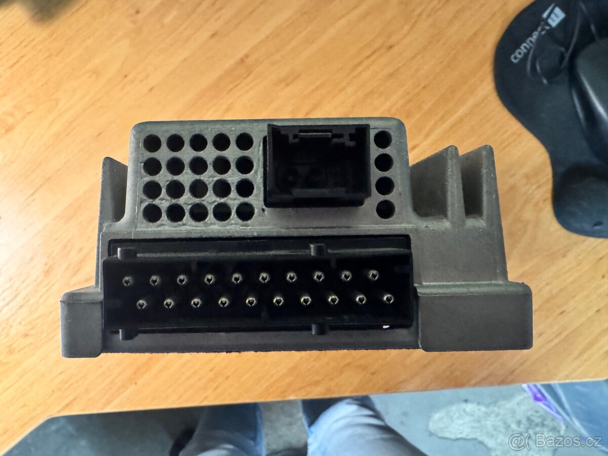 Zesilovač BMW E70 E90 E60 LCI - 3